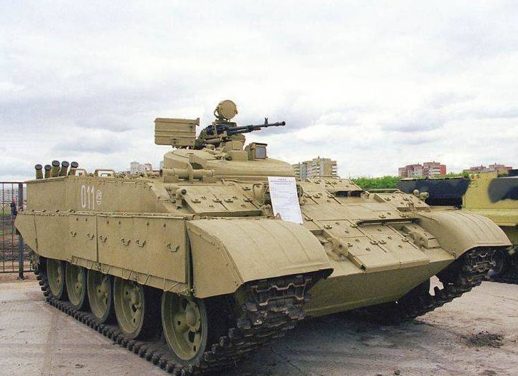 Русский тяжелый танковый БТР на базе среднего Т-55 по защите лучше Bradley