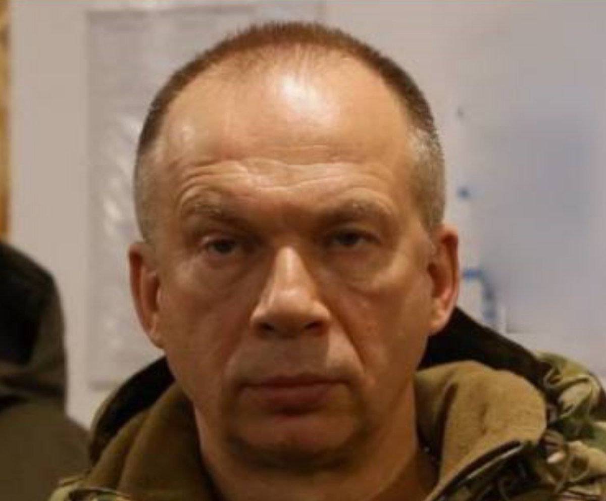 Главнокомандующий ВСУ Сырский после потери Авдеевки ушел в запой