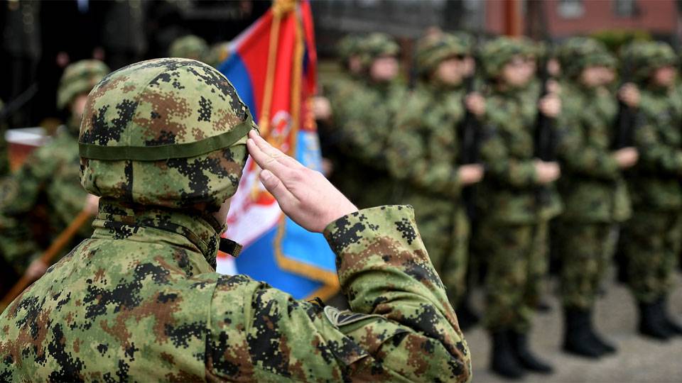 Албанские СМИ устроили панику из-за усиления армии Сербии