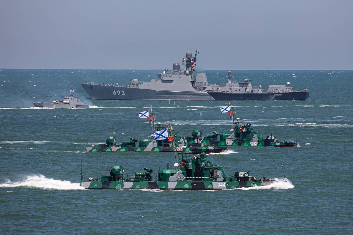 Шли к Херсону, но вышли к Одессе: зачем в ВМФ РФ нужна Днепровская флотилия