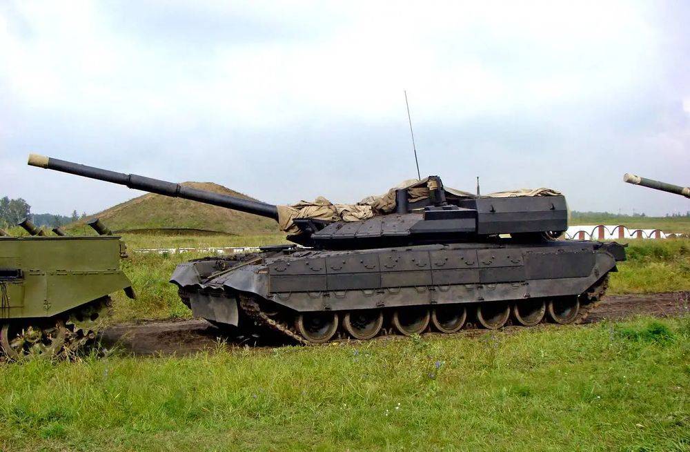 Military Watch: на подходе новый класс российских танков – «Т-100»