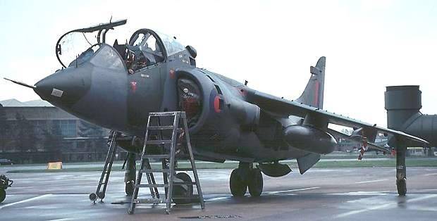 Не только «Стелс»: сербы сбивали британский самолёт «Sea Harrier»