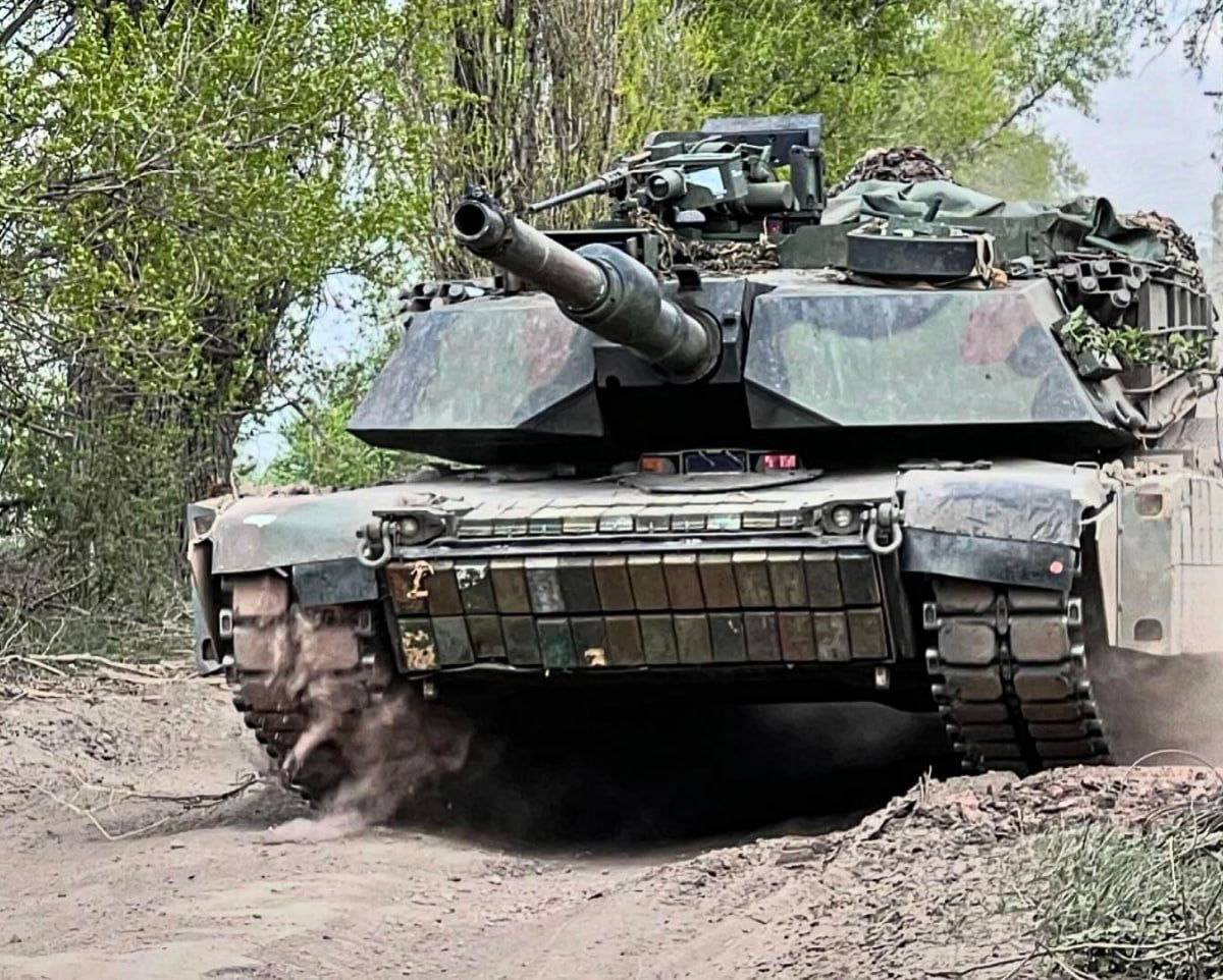 На M1A1SA Abrams ВСУ навесили советскую динамическую защиту 