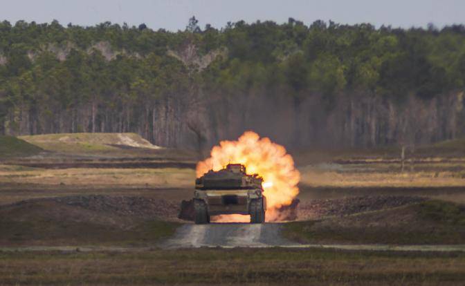 M1A1 Abrams оказался плохим танком, он для Голливуда, а не для поля боя