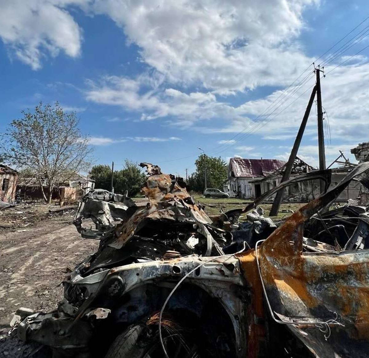 К годовщине начала Великой Отечественно войны накат врага всё сильнее