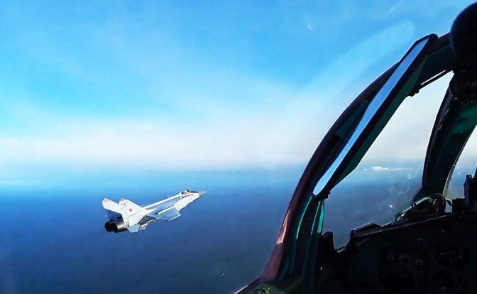 МиГ-31 за два прохода над Черным морем «утопил» RQ-4B Global Hawk