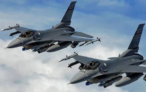 Бойцы СВО получат 15 млн рублей за уничтожение истребителей F-15 и F-16