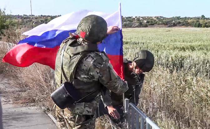 Российский флаг над Ивано-Дарьевкой: Наши на подступах к Северску