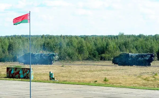 Ракетные части РБ на границе с Польшей приводятся в боевую готовность