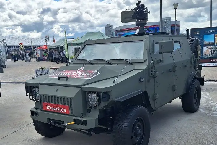 Легкие и маневренные броневики "Сармат-3" замечены в зоне СВО