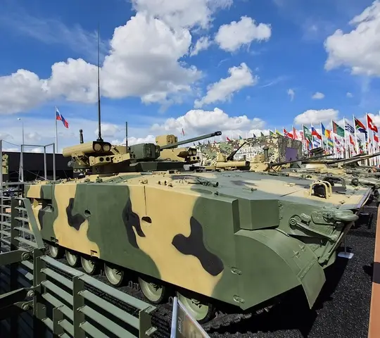 БМП "Манул" превосходит M2А2 ODS Bradley и Marder 1А3 ВСУ