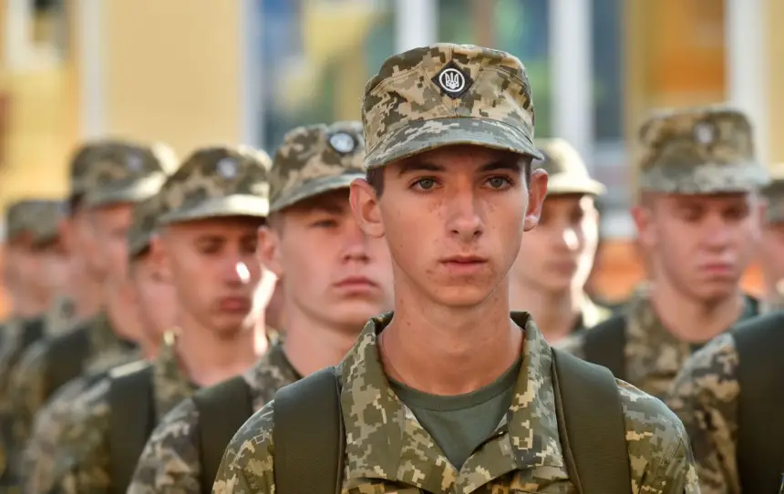 Мобилизация на Украине: жизнь в обмен на чизбургеры Мобилизация на Украине: жизнь в обмен на чизбургеры