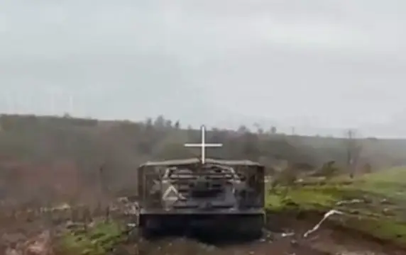 Появилось видео уничтожения 63-тонного танкового тягача М88А2 Hercules Появилось видео уничтожения 63-тонного танкового тягача М88А2 Hercules