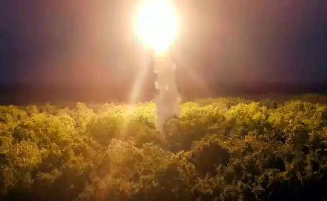 На удар «Таурусом» по Крымскому мосту Россия ответит «Орешником» На удар «Таурусом» по Крымскому мосту Россия ответит «Орешником»