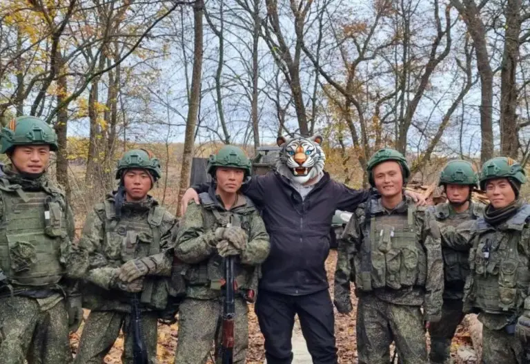 Северная Корея воюет против украинского неонацизма Северная Корея воюет против украинского неонацизма