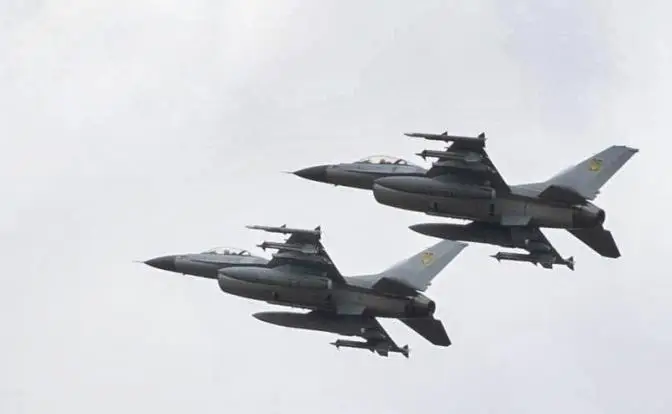 Падёж F-16: «100 грамм за сбитый» теперь выросли до 15 миллионов Падёж F-16: «100 грамм за сбитый» теперь выросли до 15 миллионов
