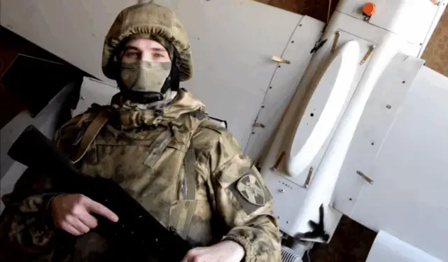 Фронтовая экзотика: Росгвардия уничтожила багги ВСУ под Черниговом Фронтовая экзотика: Росгвардия уничтожила багги ВСУ под Черниговом