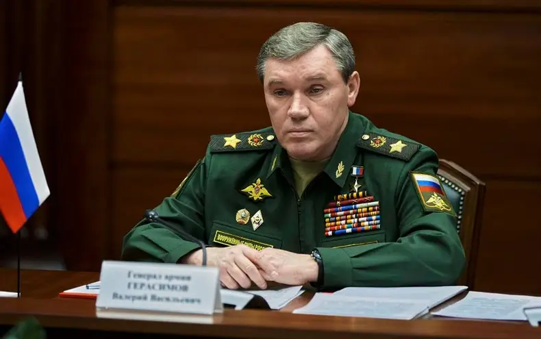 Сначала Шойгу, потом Салюков. Осенью снимут Герасимова? Сначала Шойгу, потом Салюков. Осенью снимут Герасимова?