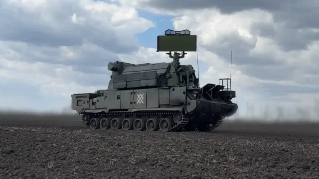 Воздушный щит: «Тор-М2» ликвидировал ударные и разведывательные БПЛА ВСУ Воздушный щит: «Тор-М2» ликвидировал ударные и разведывательные БПЛА ВСУ