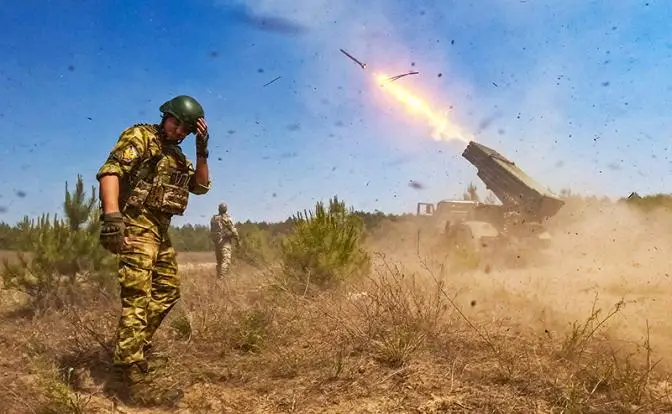 Накал боев возрос: наши готовы войти на Днепропетровщину широким фронтом Накал боев возрос: наши готовы войти на Днепропетровщину широким фронтом