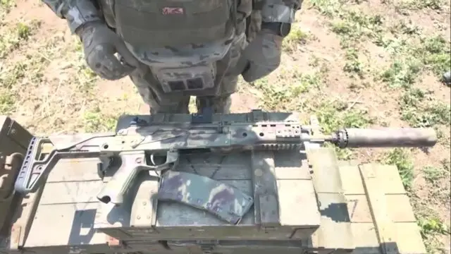 Компактный, но смертельный: ВДВ тестируют новый автомат Калашникова АК-12К Компактный, но смертельный: ВДВ тестируют новый автомат Калашникова АК-12К