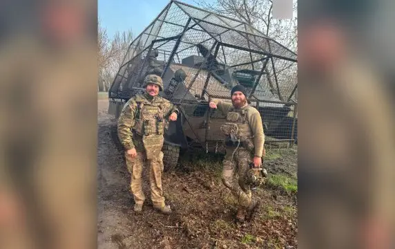 Бронетранспортер малоизвестной марки замечен на Украине Бронетранспортер малоизвестной марки замечен на Украине