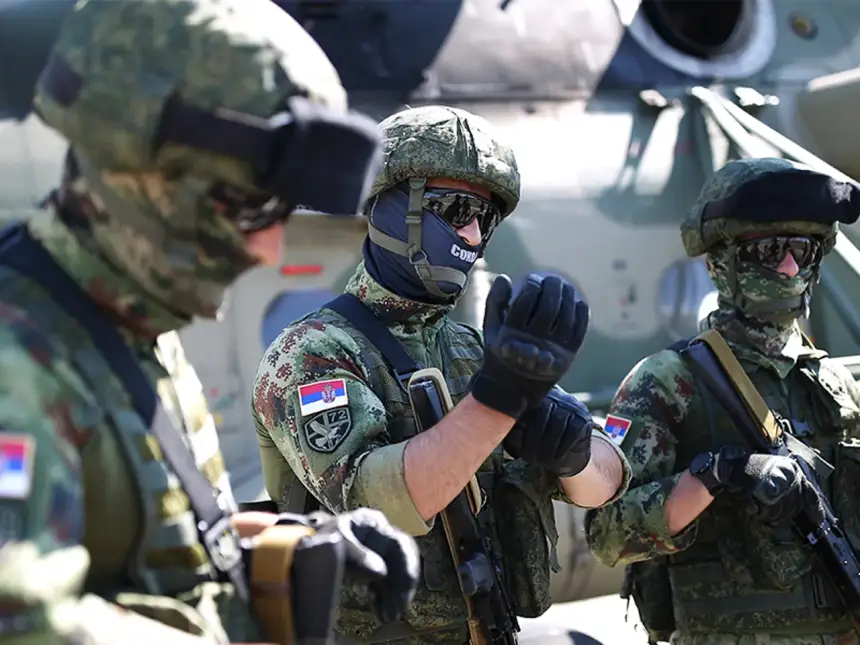 Готовятся воевать? Сербскую армию ждут серьёзные реформы Готовятся воевать? Сербскую армию ждут серьёзные реформы