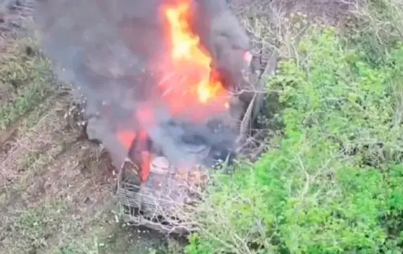 БТР-4 украинского производства продемонстрировал, как хорошо он горит БТР-4 украинского производства продемонстрировал, как хорошо он горит