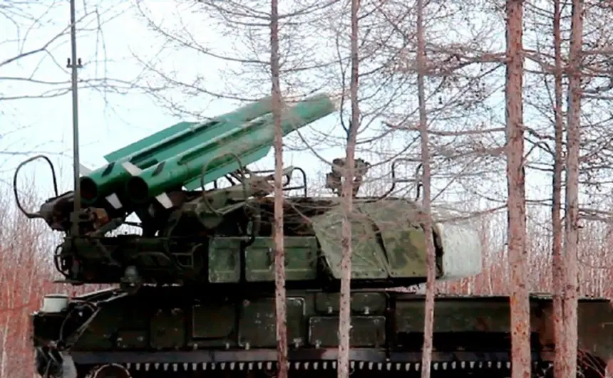 ПВО для охраны украинских объектов гниёт в польских лесах ПВО для охраны украинских объектов гниёт в польских лесах