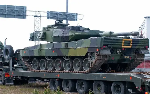 Впервые захвачен самый защищенный танк ВСУ - шведский Strv. 122 Впервые захвачен самый защищенный танк ВСУ - шведский Strv. 122