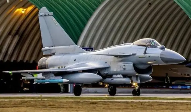 Истребители раздора: Иран опроверг слухи о покупке J-10C у КНР