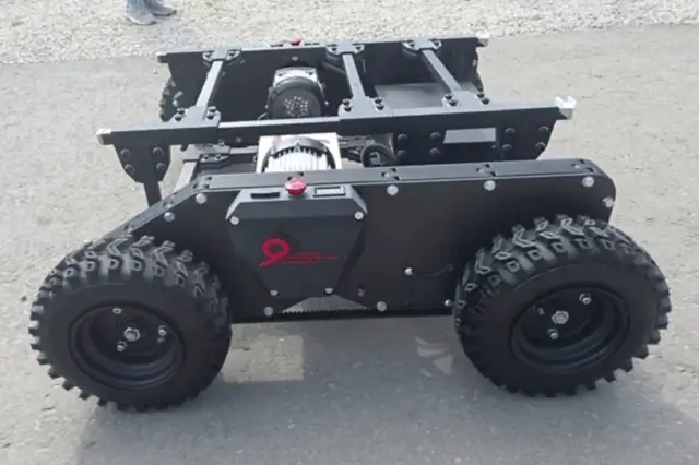 Кошмар для радаров и тепловизоров: в РФ показали «невидимый» наземный БПЛА