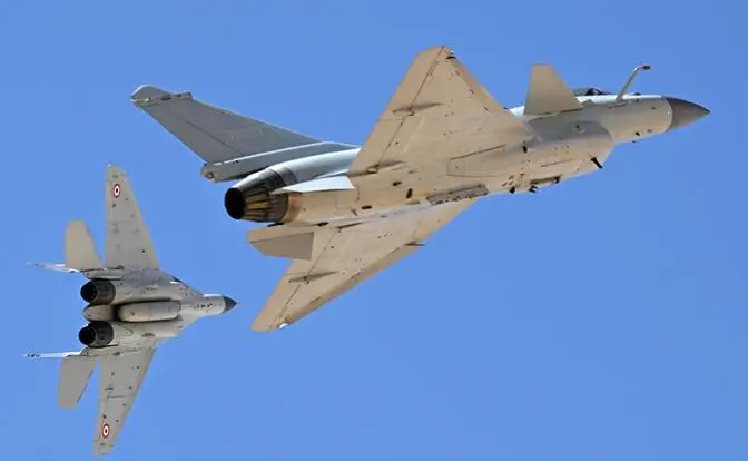 Новая война на Ближний Восток прилетит на крыльях J-10C или МиГ-35 Новая война на Ближний Восток прилетит на крыльях J-10C или МиГ-35