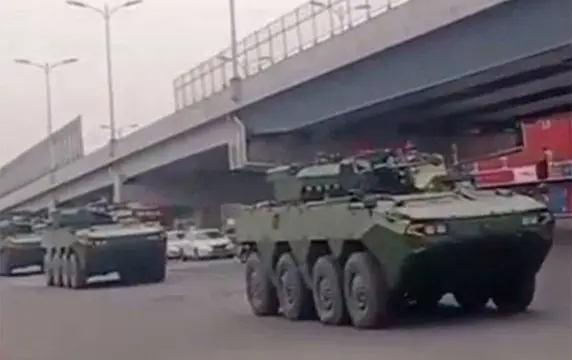 Армия Китая массово получает колесные БМП нового поколения Type 19 Армия Китая массово получает колесные БМП нового поколения Type 19