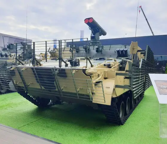 Не спешите критиковать новый российский бронетранспортер БТ-3Ф Не спешите критиковать новый российский бронетранспортер БТ-3Ф