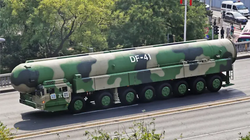 МБР «Дунфен-41» Ракетных войск НОАК МБР «Дунфен-41» Ракетных войск НОАК