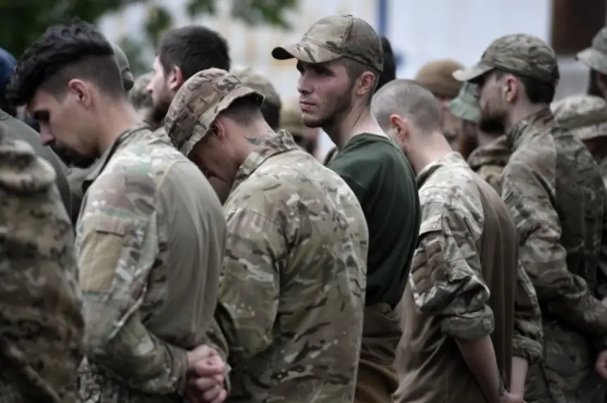 Вычеркнутые из жизни: Киев отказался забирать тысячу пленных