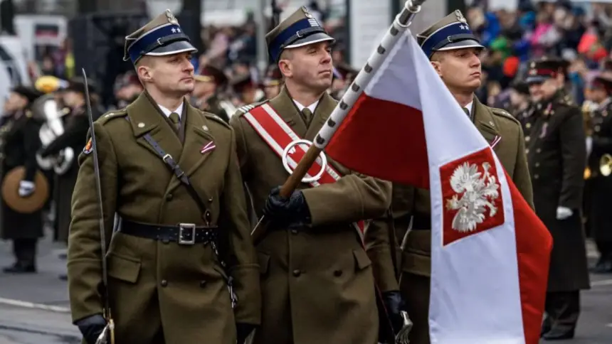 Войско Польское – в руинах, погрязнув в коррупции и кумовстве
