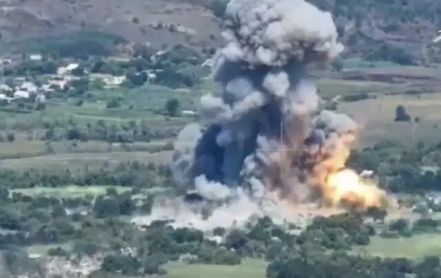 Разрушительные ФАБы: пилоты ВКС РФ уничтожили объекты и позиции ВСУ