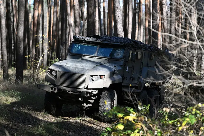 Военкор Кулько поблагодарил создателей З-СТС "Ахмат", выдержавшего взрыв