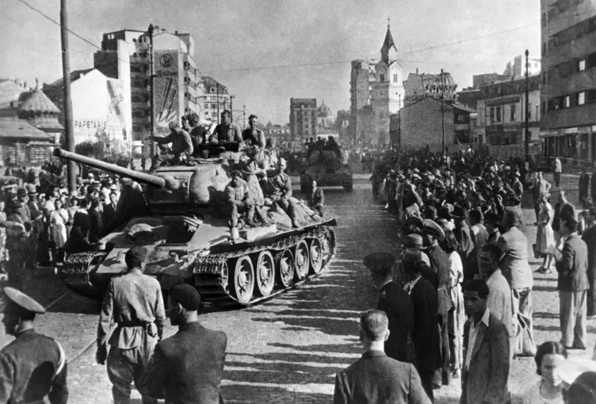 Великая Отечественная война: Бухарестско-Арадская наступательная операция Великая Отечественная война: Бухарестско-Арадская наступательная операция
