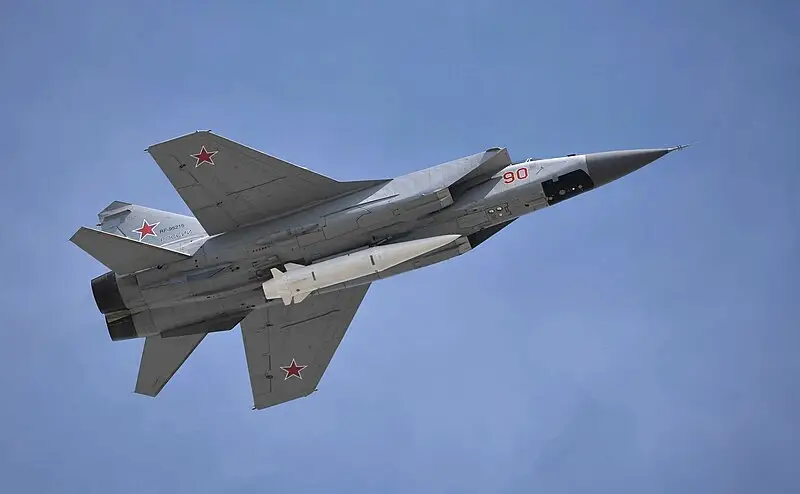 Аэробаллистический Х-47 "Кинжал" стал кошмаром для ВСУ и НАТО