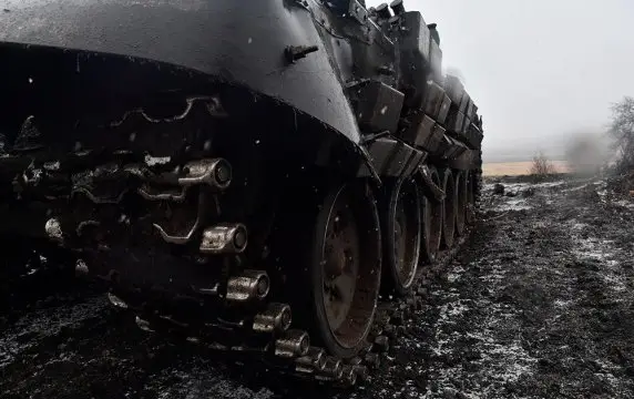 "Танк ядерного апокалипсиса": высокозащищенную "Ладогу" заметили в зоне СВО "Танк ядерного апокалипсиса": высокозащищенную "Ладогу" заметили в зоне СВО