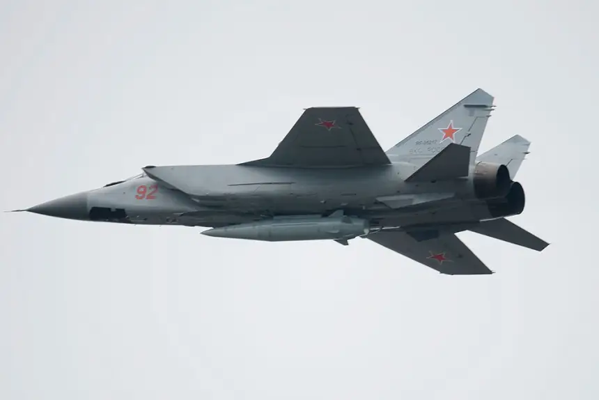 Гиперзвуковые Х-47М "Кинжал" атаковали аэродром ВСУ с F-16 и Су-24
