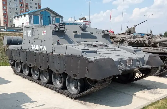 "Танку Апокалипсиса" на базе Т-80 нашли работа в СВО "Танку Апокалипсиса" на базе Т-80 нашли работа в СВО