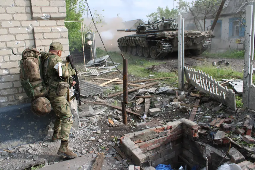 Армия России лишает ВСУ логистики и берёт в окружает Константиновку