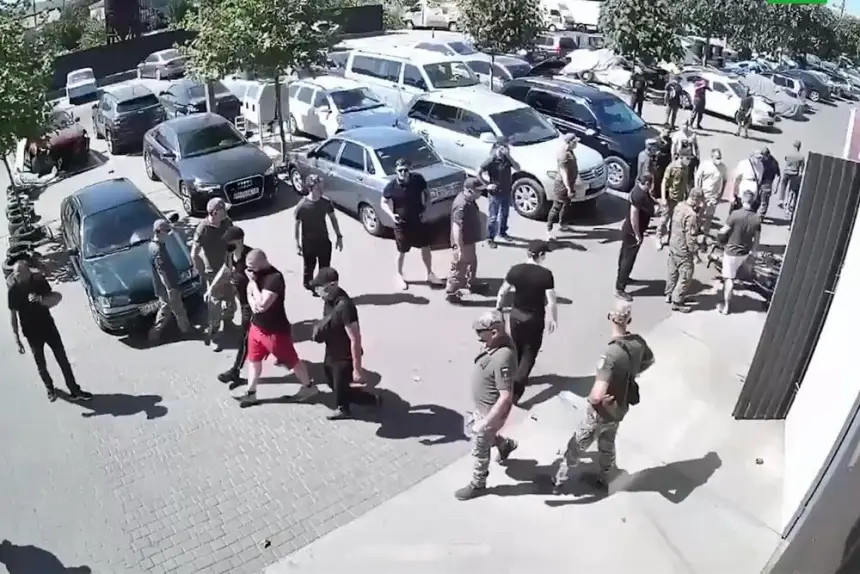 Сопротивление насильственной мобилизации на Украине набирает силу