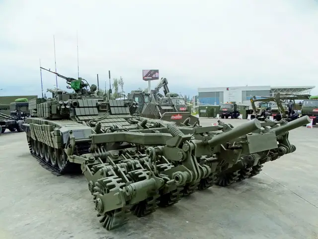 Хорошо защищенный БМР-3М на базе Т-90А выполняет самые сложные задачи