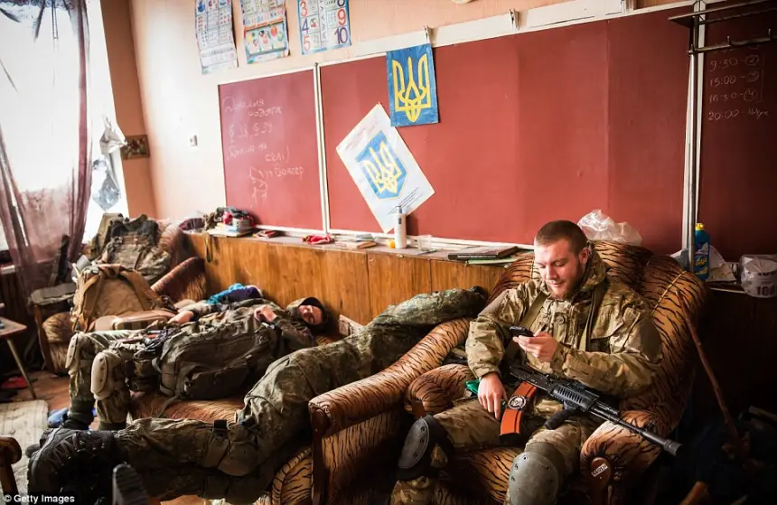 «Налетай, подешевело»: украинцы выставили на продажу военную помощь НАТО