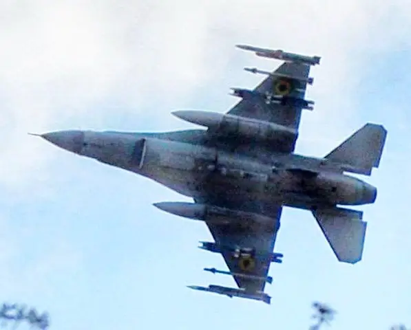 Украинские F-16AM с бомбами GBU-39/B не спасут полеты на низкой высоте